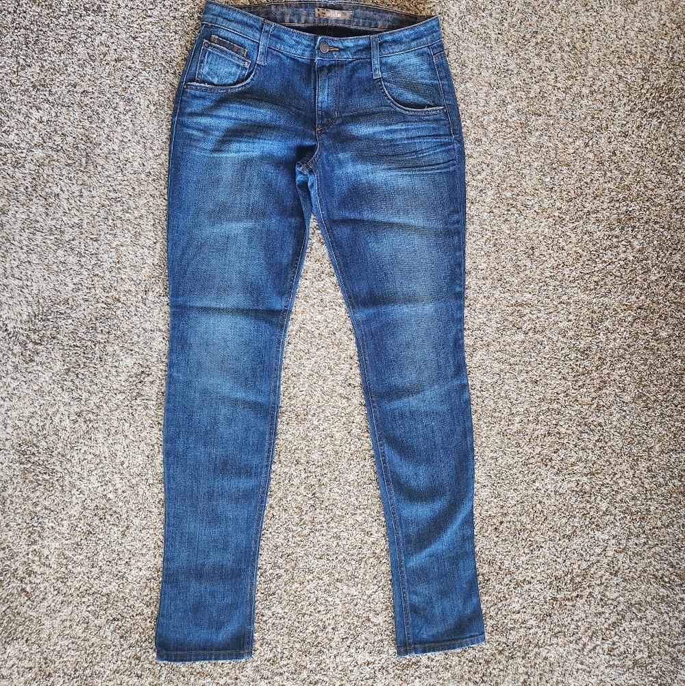 Joe's Jeans Chelsea Fit 28